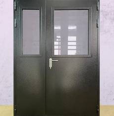 Дверь EIW 60 черного цвета