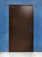 Дверь …