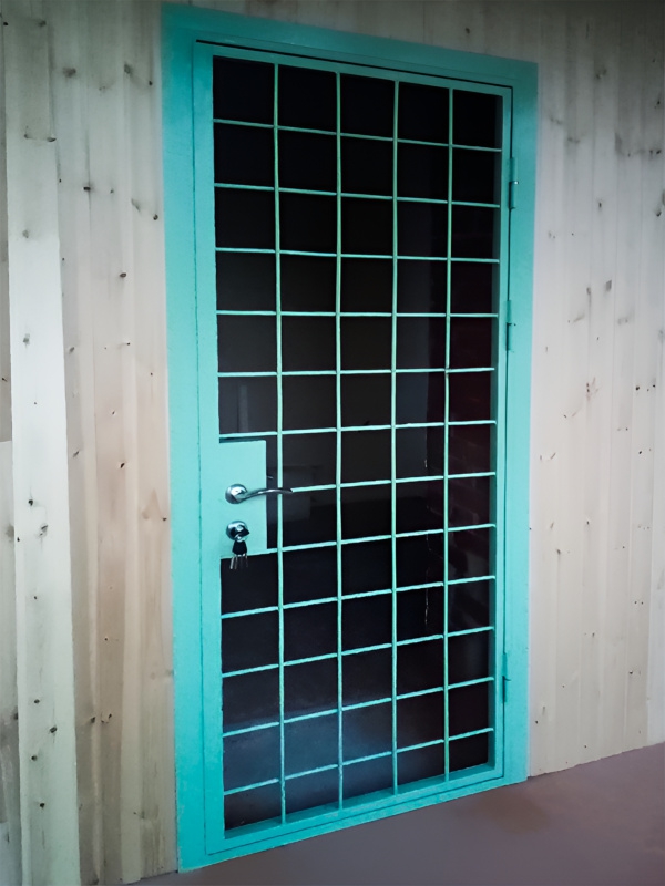 Изготовление решетчатых дверей для технических помещений