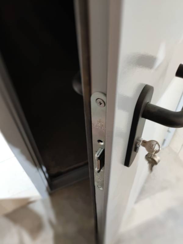 Негорючий дверной замок Негорючий дверной замок