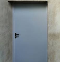 Однопольная дверь, вид изнутри (Пятницкое шоссе, вл2)