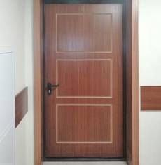 Однопольная МДФ дверь изнутри