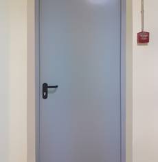 Огнестойкая дверь, фото изнутри (склад НИИ)