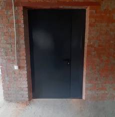 Полуторная дверь, вид сзади (г. Долгопрудный, склад)