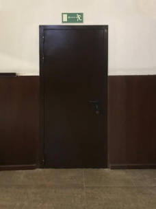 Дверь в кладовую (ул. Тимирязевская)